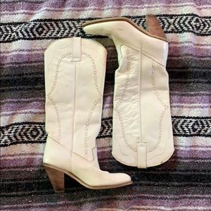 Perfectly Worn-in Vintage Samello Cowgirl Boots